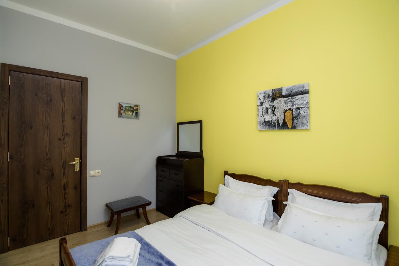 Big Family Guest House Τυφλίδα Εξωτερικό φωτογραφία