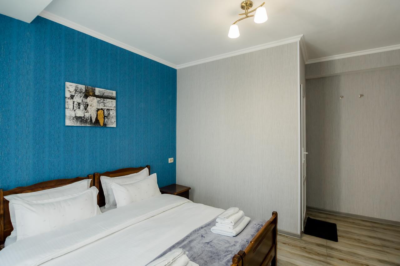 Big Family Guest House Τυφλίδα Εξωτερικό φωτογραφία